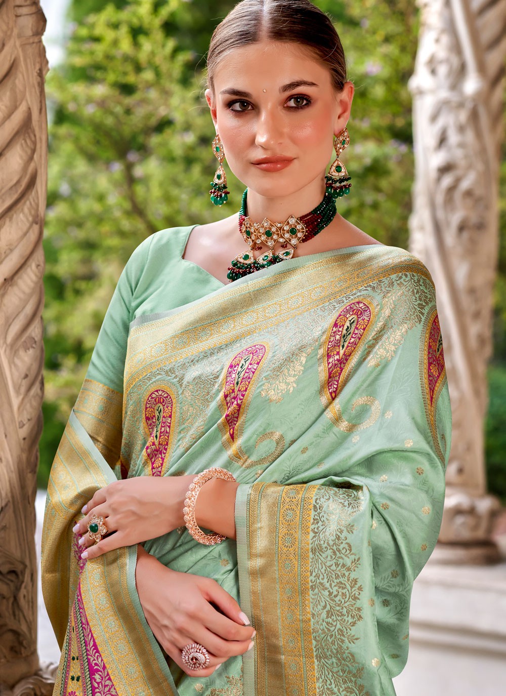 Classic Weaving Zari Silk Saree - S9214