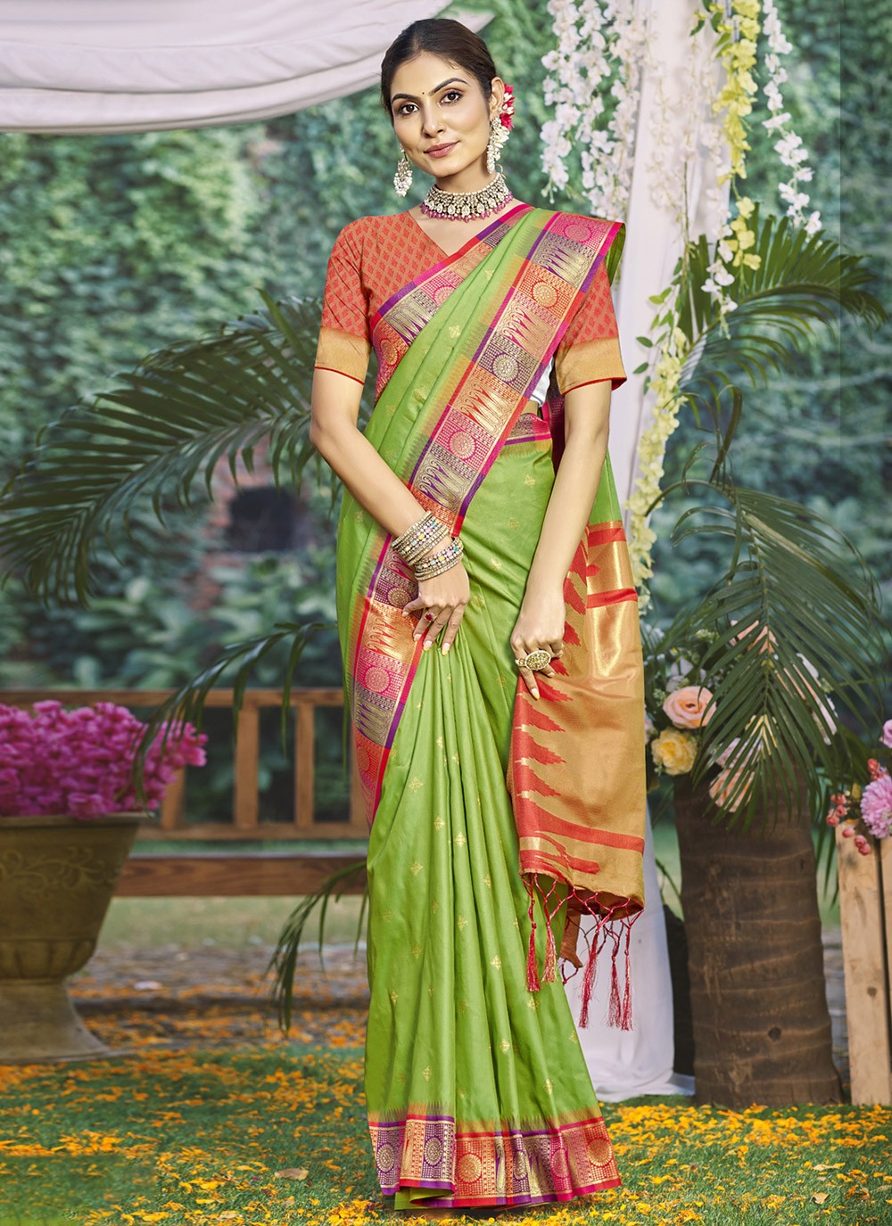 Classic Weaving Zari Silk Saree - S9861