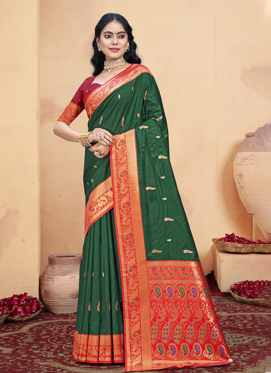 Trendy Weaving Zari Silk Saree - S10004