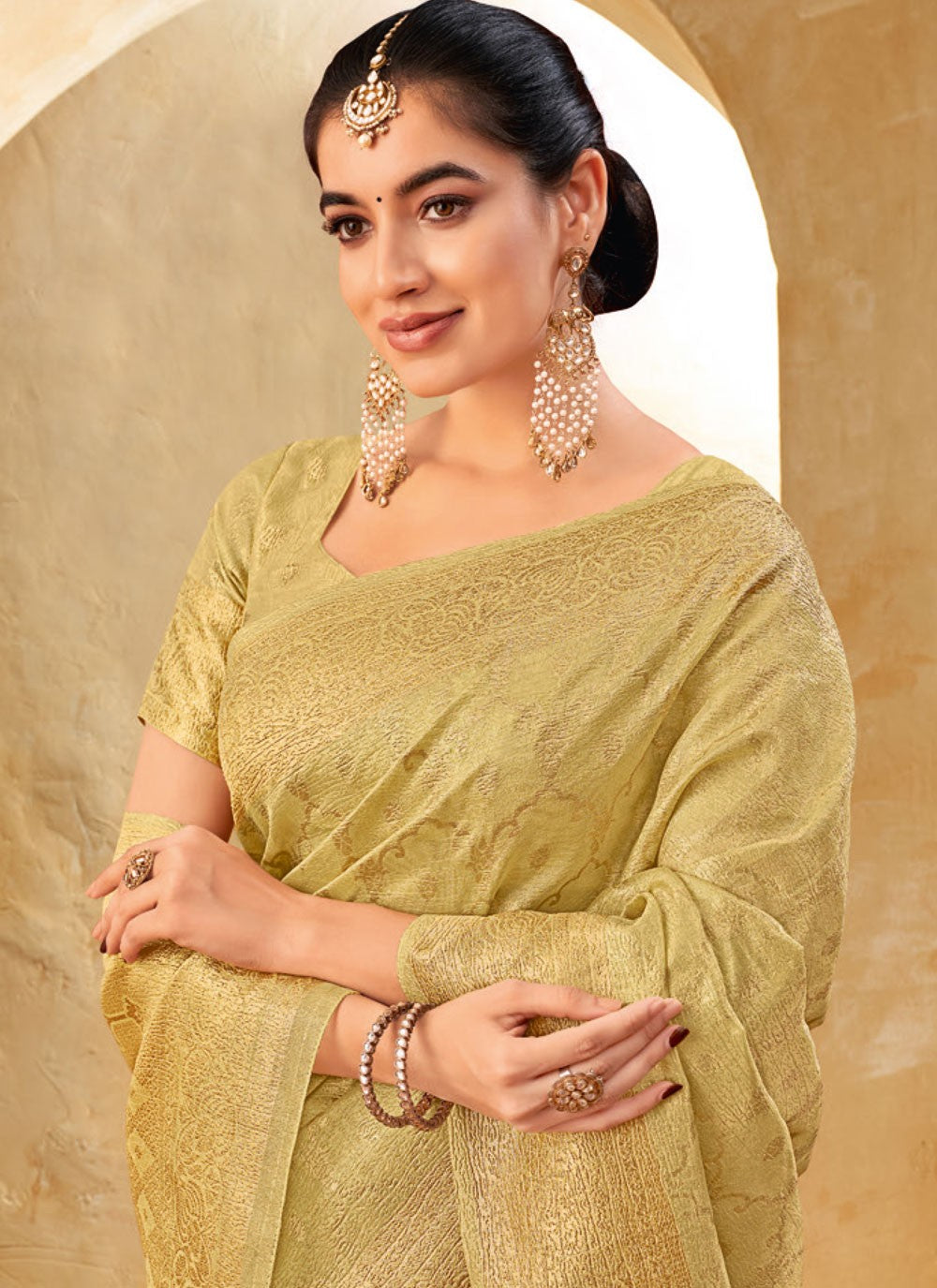 Classic Weaving Zari Silk Saree - S9932