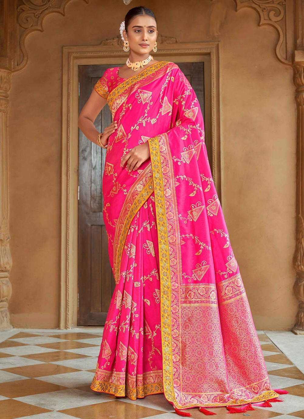 Saree Weaving Zari Banarasi Silk Saree - S1630