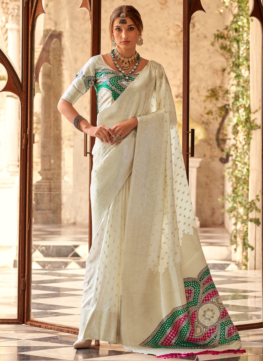 Classic Border Work Silk Saree - S9437