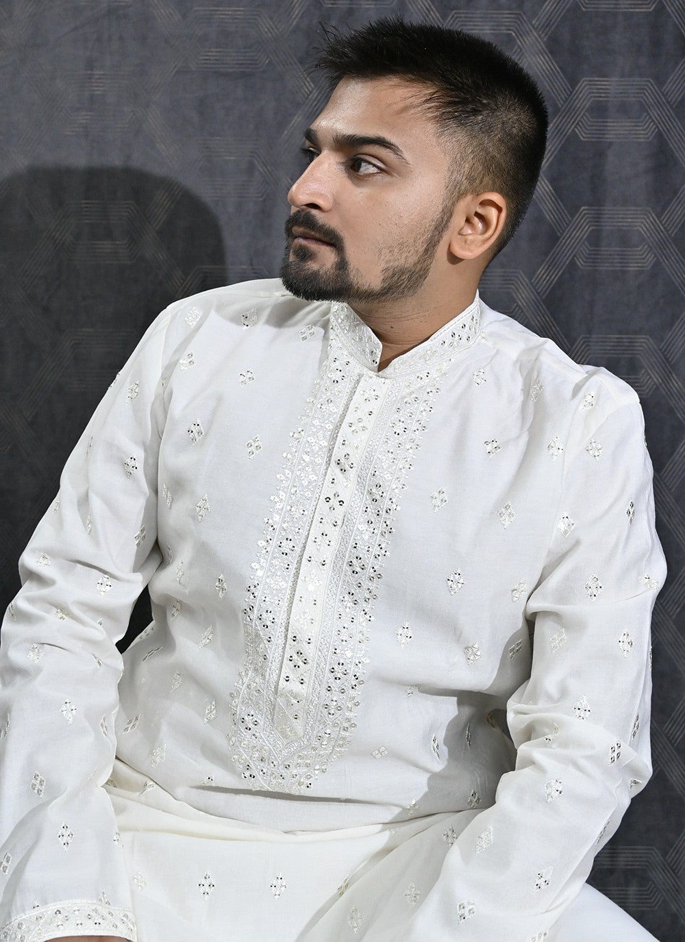 Embroidered Cotton Silk White Kurta Pyjama - M6188