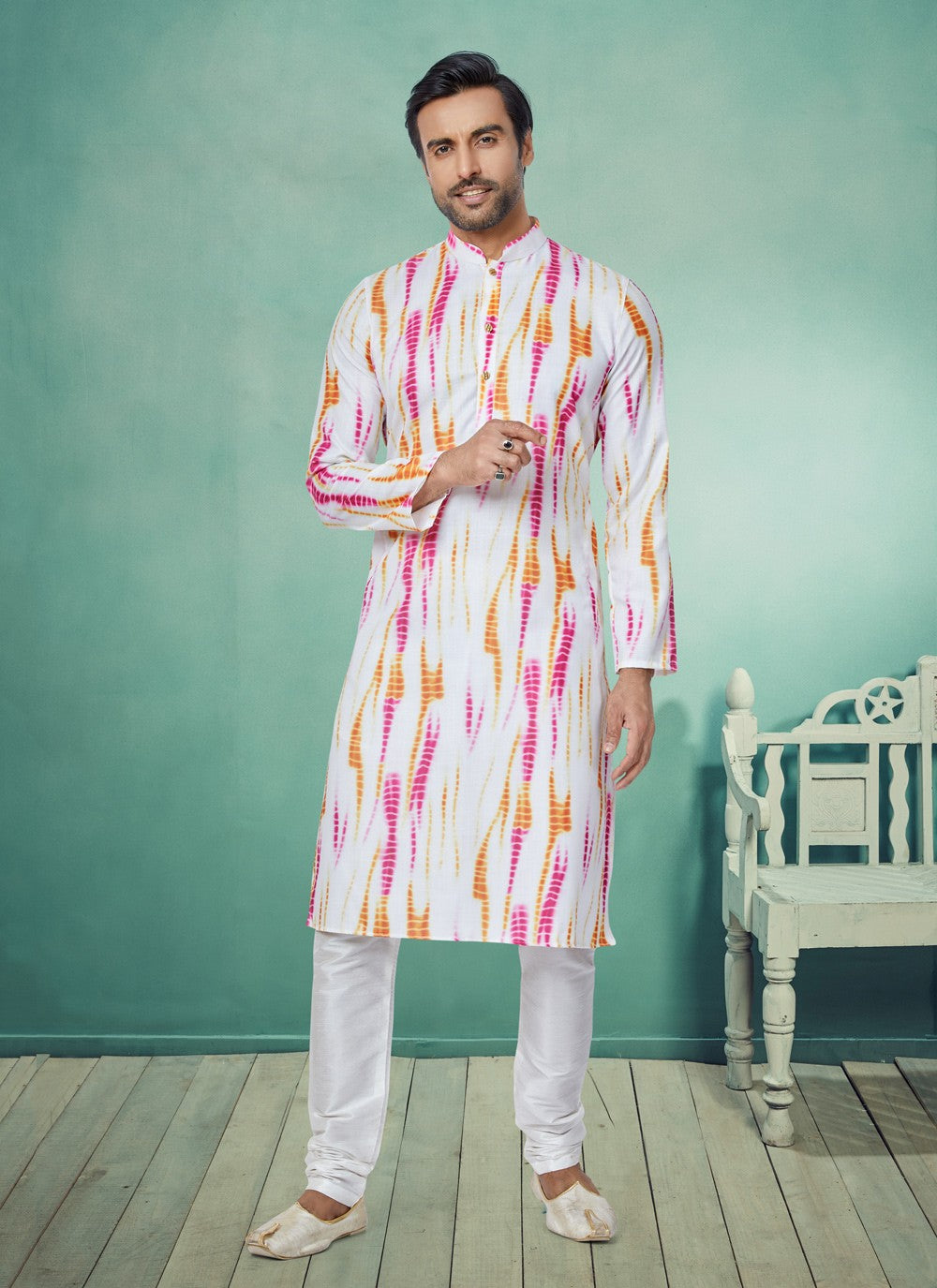 Digital Print Cotton White Kurta Pyjama - M5070