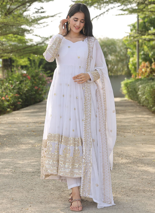 Georgette Salwar Suit - T3404