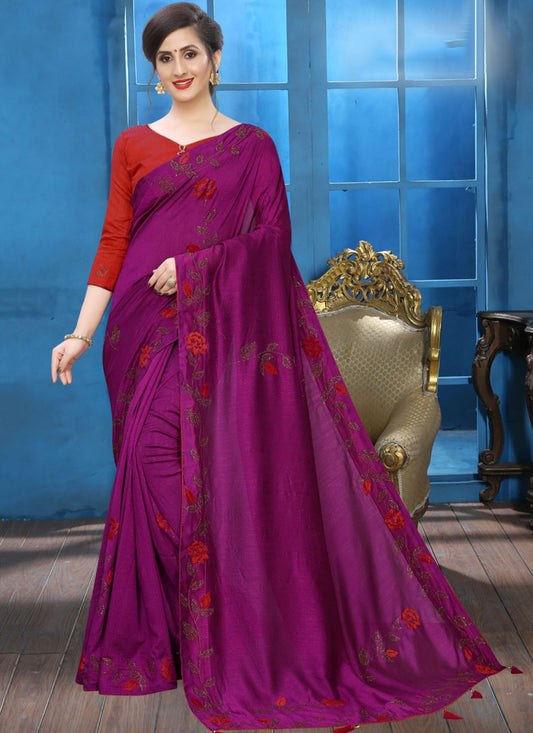 Classic Embroidered Silk Saree - S0236