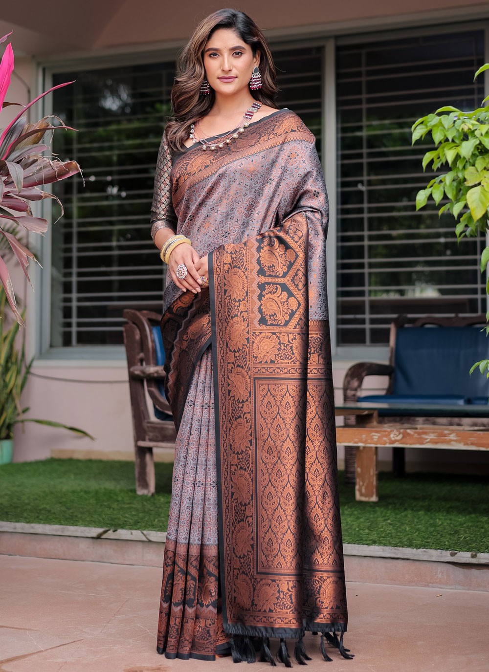 Woven, Zari Banarasi Silk Saree - S12264