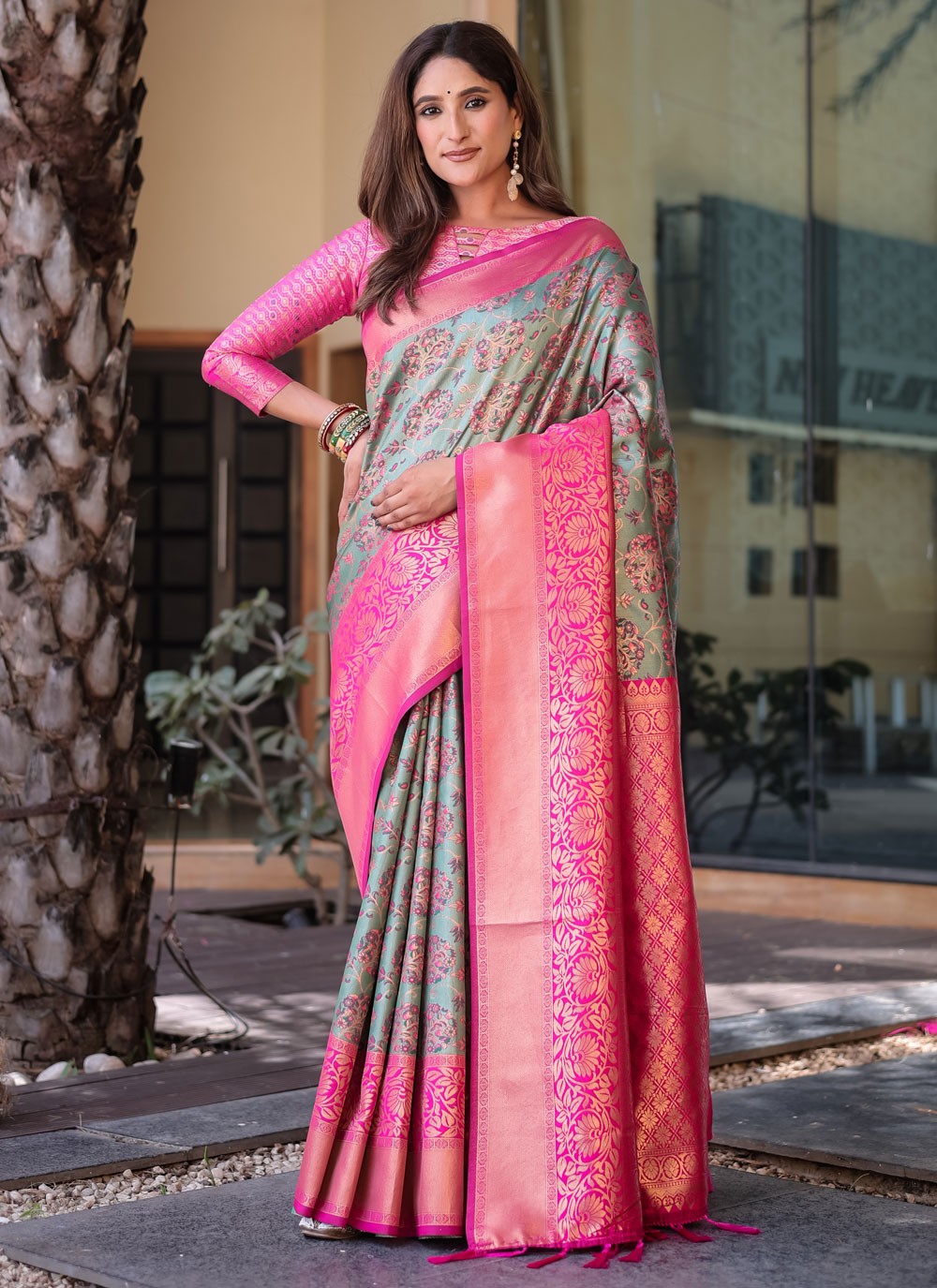 Woven, Zari Kanjivaram Silk Saree - S12290