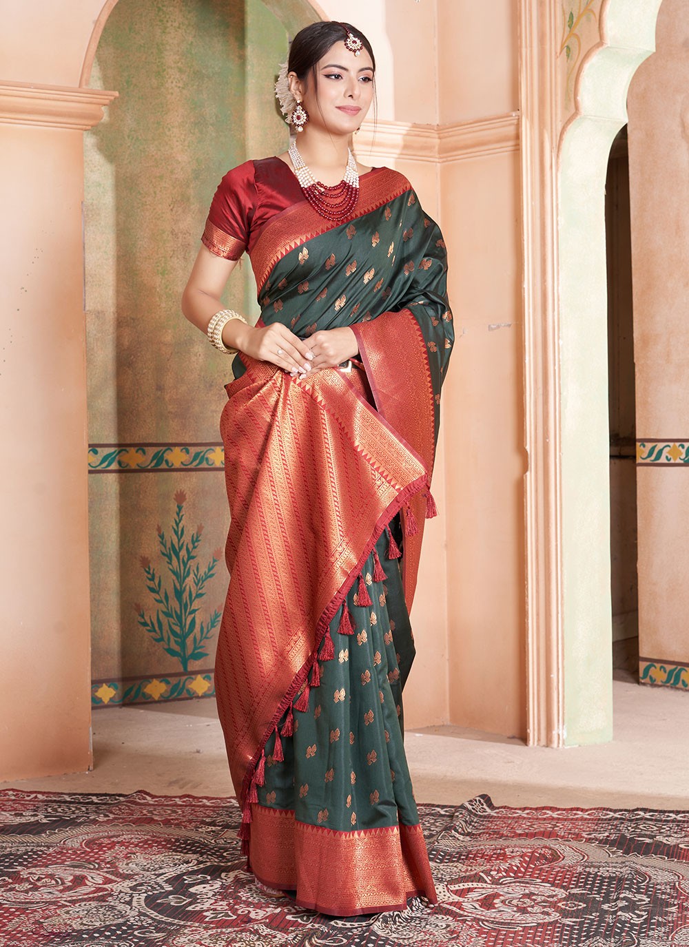 Classic Woven Kanjivaram Silk Saree - S6335