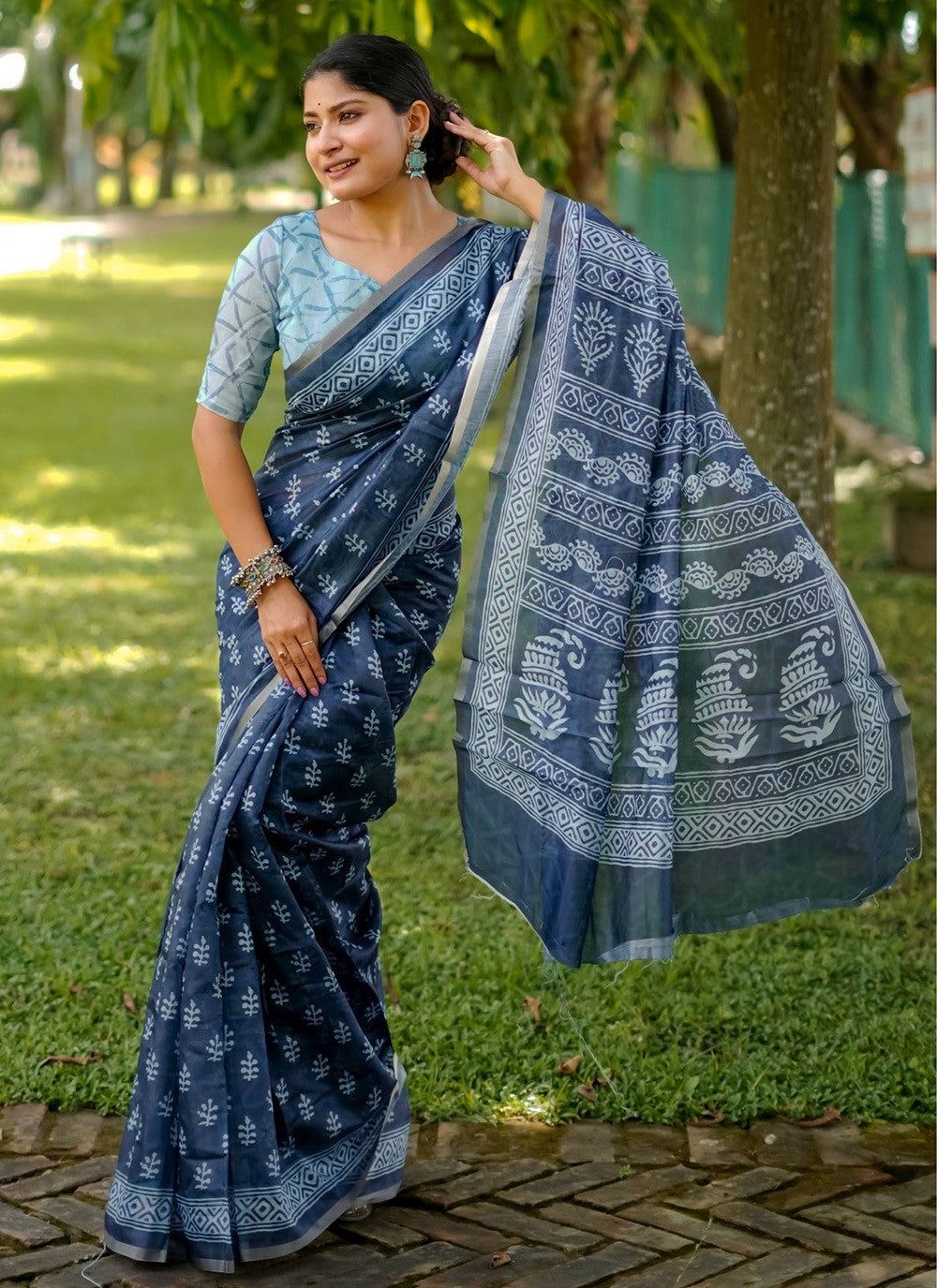 Woven Cotton Saree - S12042