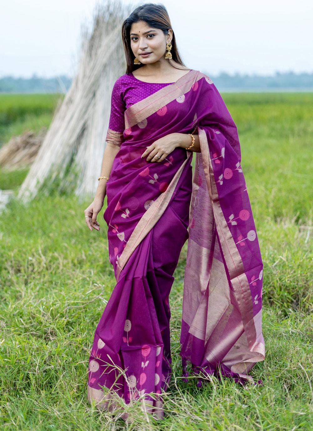 Trendy Woven Cotton Silk Saree - S4372