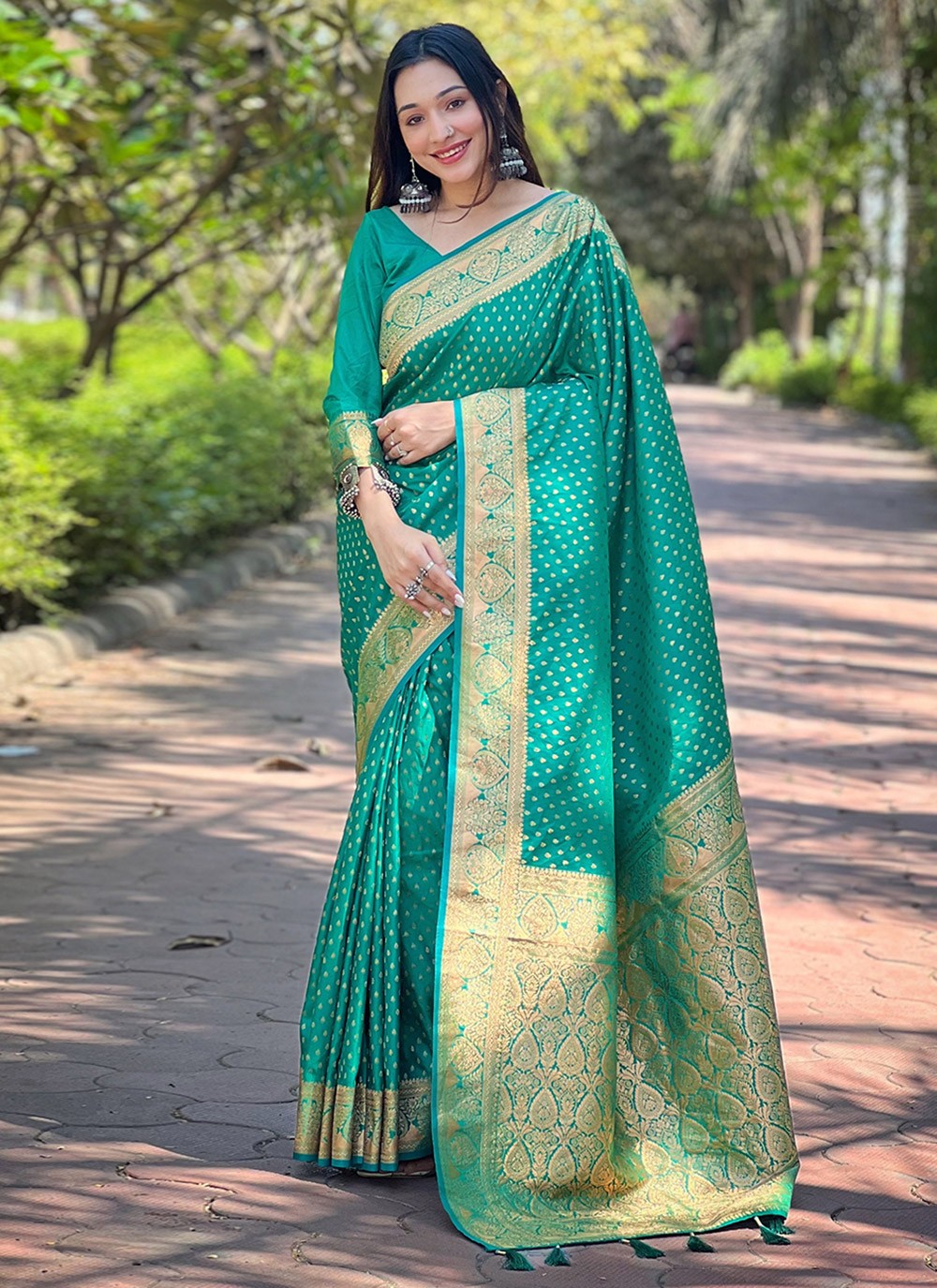 Traditional Woven Banarasi Silk Saree - S8100