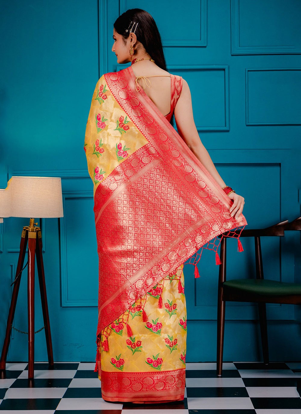 Classic Zari Kanjivaram Silk Saree - S7079