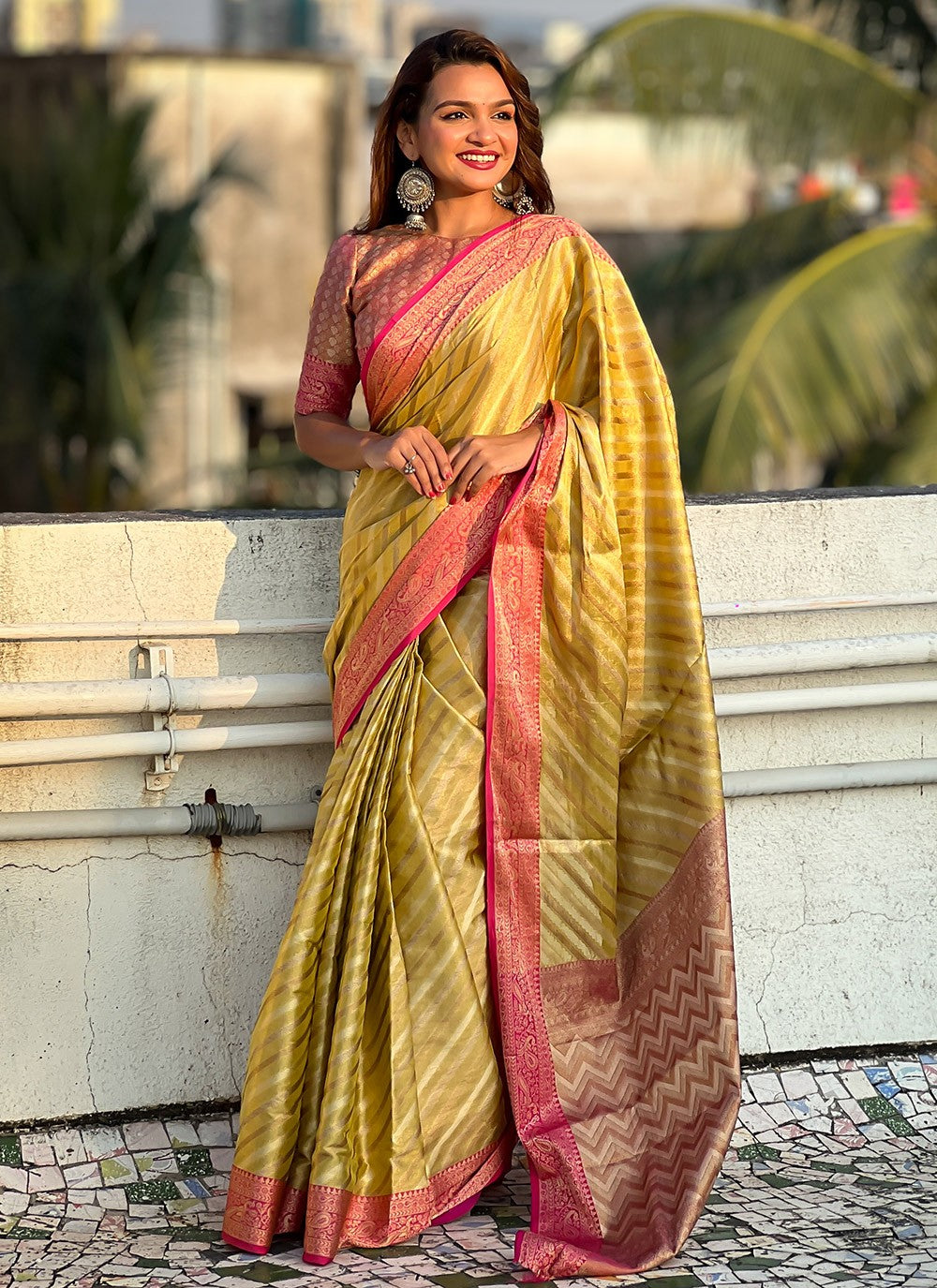 Contemporary Woven Tissue Saree - S9604