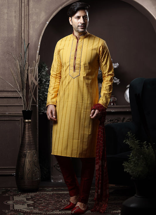 Printed Cotton Yellow Kurta Pyjama - M3620