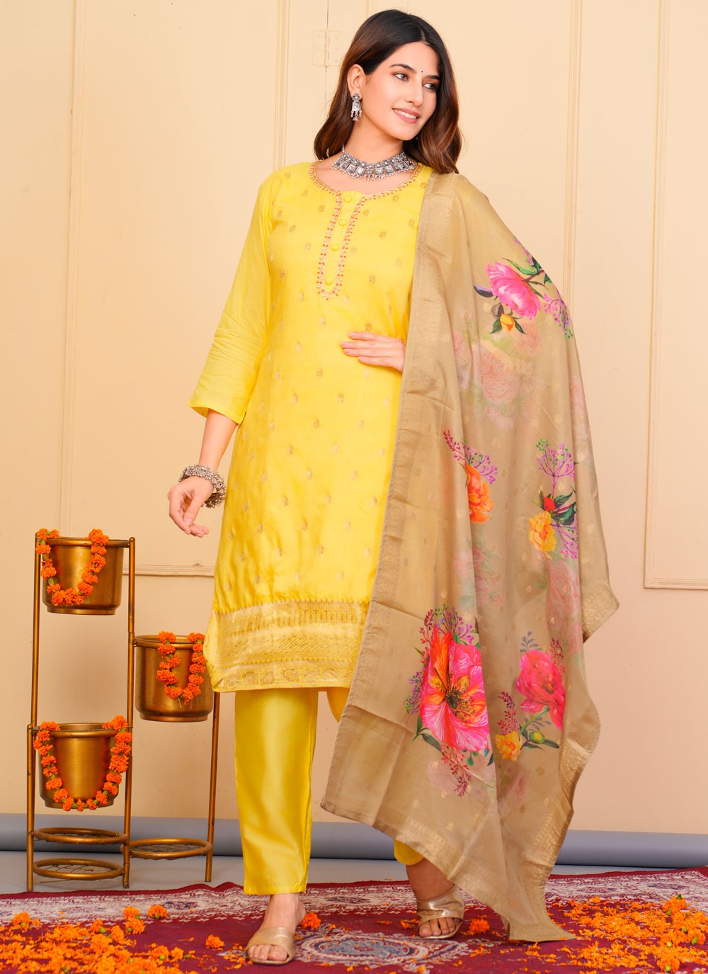 Embroidered Jacquard Pant Style Suit - T4862