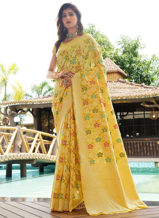 Classic Weaving Zari Fancy Fabric Saree - S9281