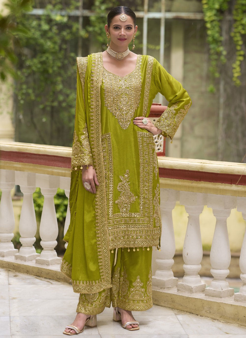 Embroidered Chinon Palazzo Suit - T4553