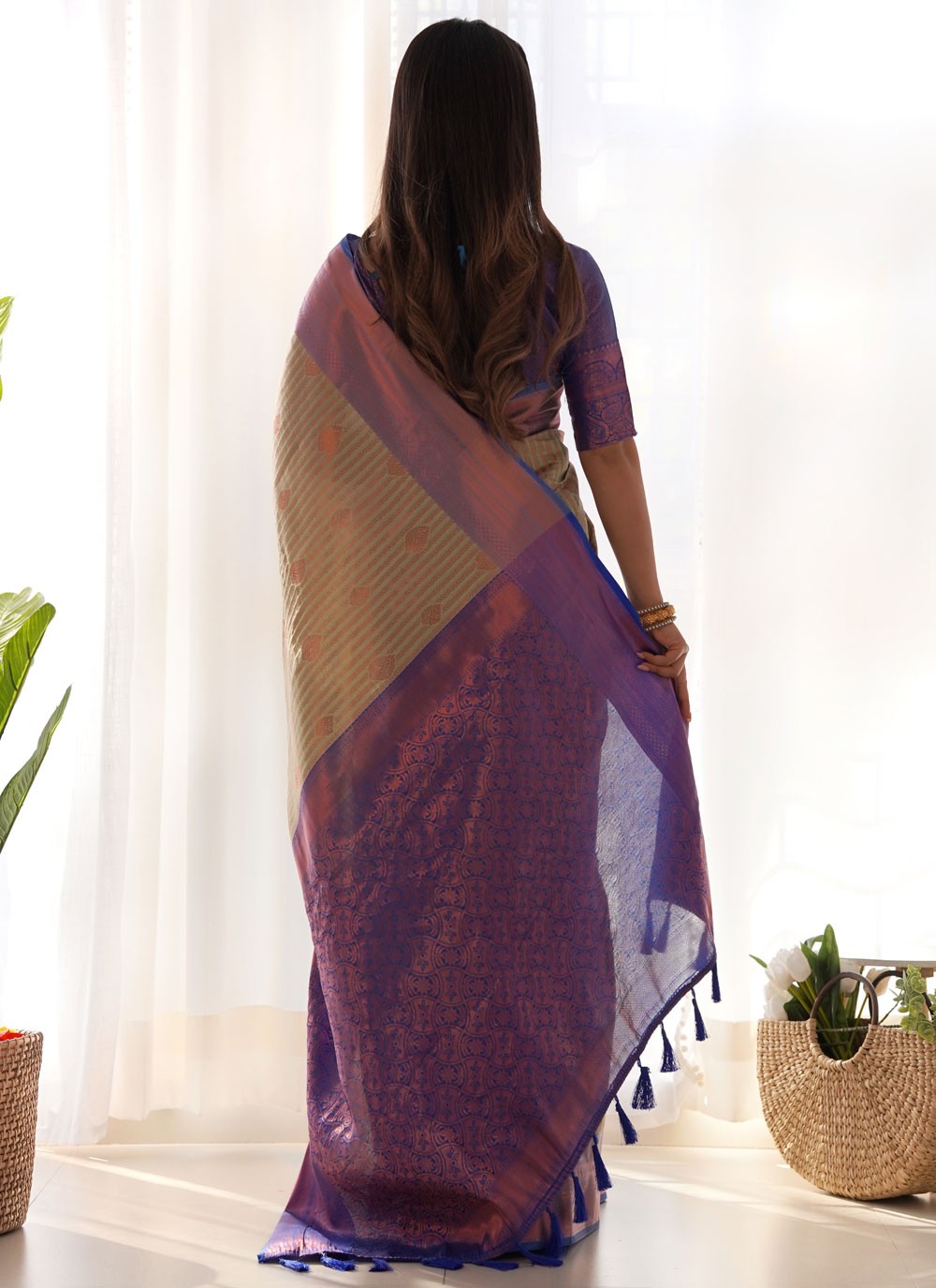 Woven, Zari Kanjivaram Silk Saree - S12290