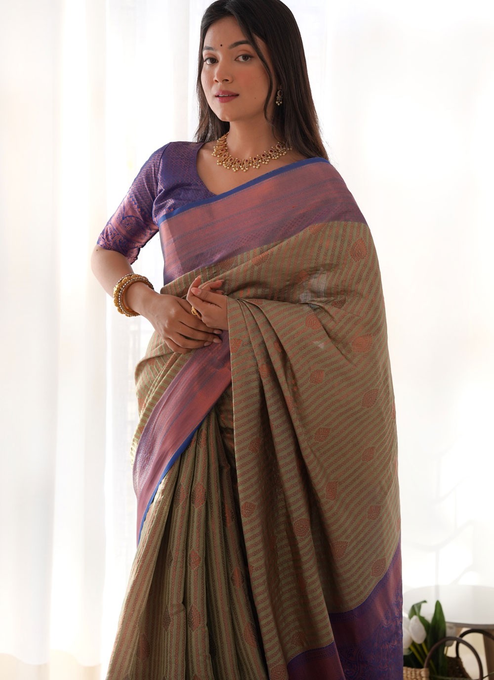 Woven, Zari Kanjivaram Silk Saree - S12290