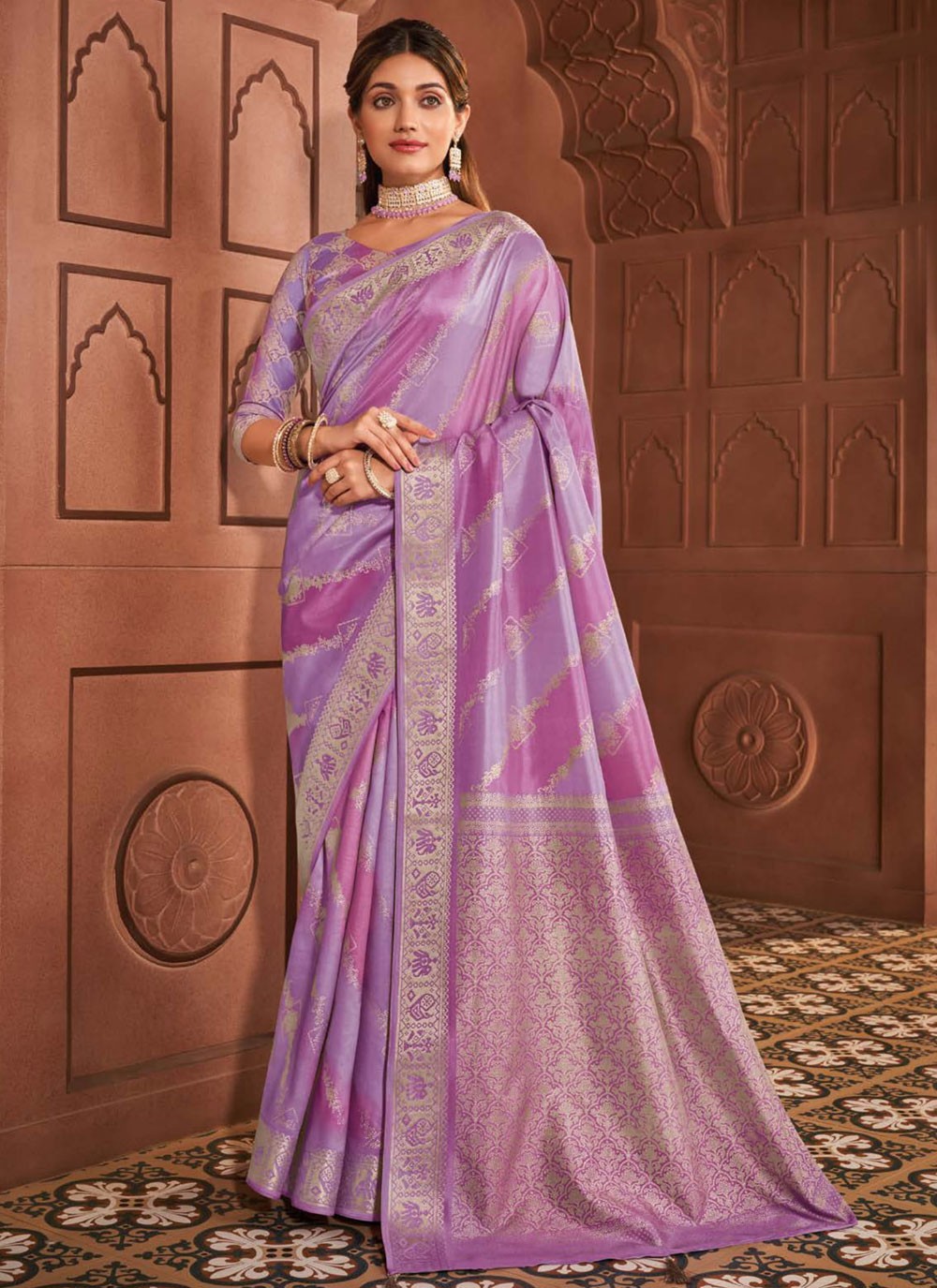 Jacquard Work, Printed, Weaving Zari, Zari Silk Saree - S12298